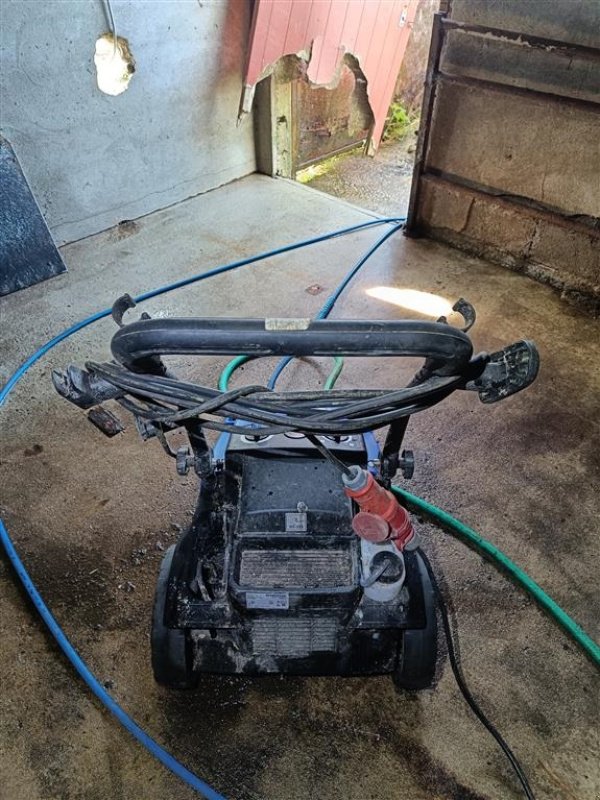 Hochdruckreiniger des Typs Nilfisk MC 5M - 200/1050 FA, Gebrauchtmaschine in Egtved (Bild 3)