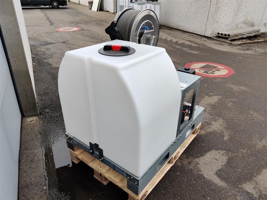 Hochdruckreiniger of the type Sonstige 220/20-300 Honda 13hk el-start 50 meter slange med oprul, Gebrauchtmaschine in Holstebro (Picture 3)