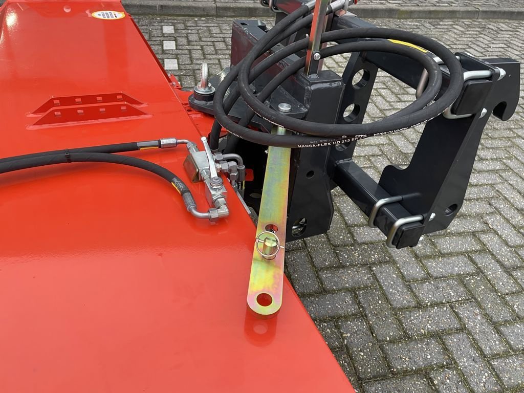 Hochdruckreiniger typu Sonstige ADLER K600-240 Veegmachine, Neumaschine v BOEKEL (Obrázek 10)