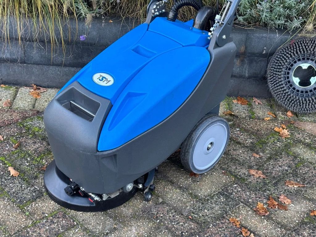 Hochdruckreiniger van het type Sonstige Elektrische TSM Schrobmachine Grande Brio 35E Dweilmachine, Gebrauchtmaschine in Ameide (Foto 2)