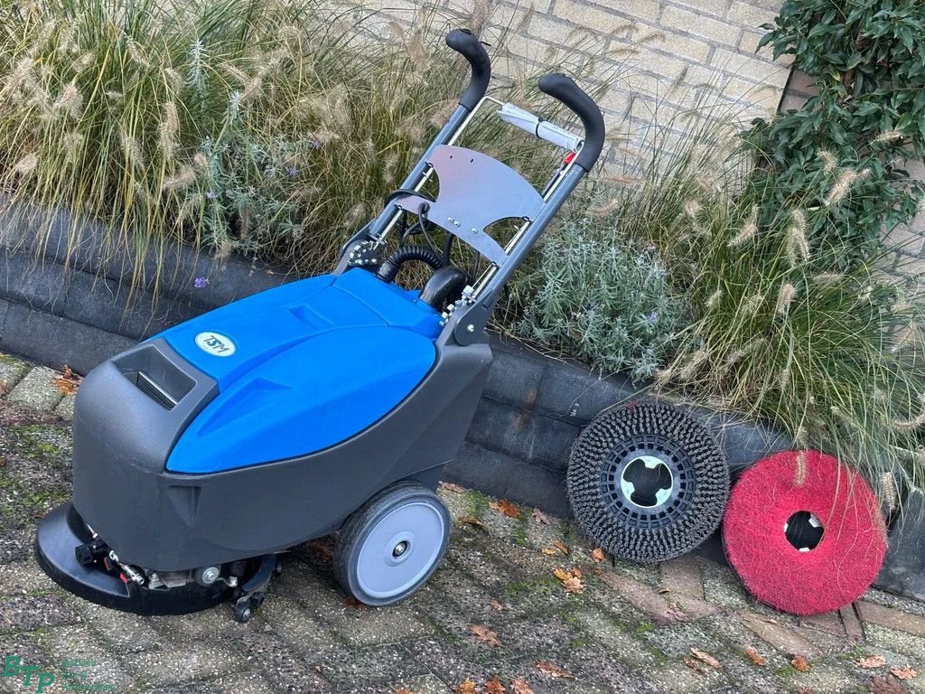 Hochdruckreiniger van het type Sonstige Elektrische TSM Schrobmachine Grande Brio 35E Dweilmachine, Gebrauchtmaschine in Ameide (Foto 1)