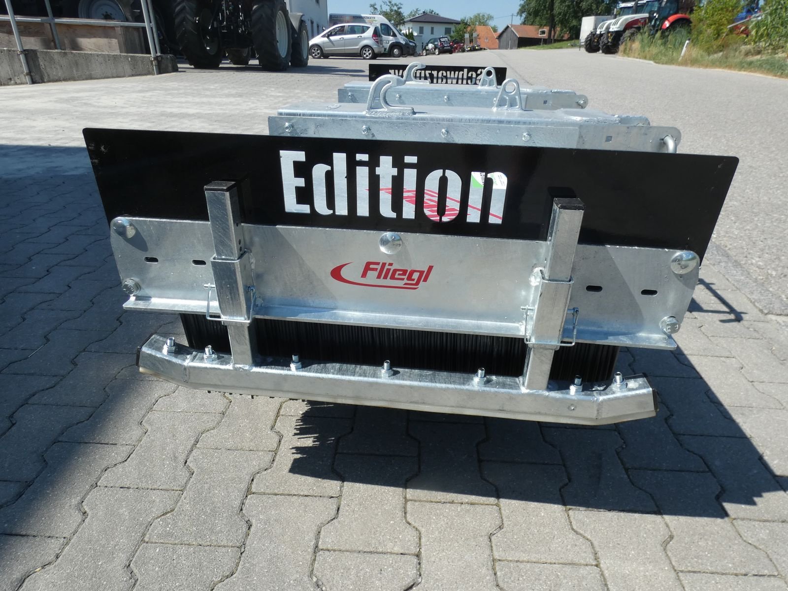 Hochdruckreiniger des Typs Sonstige Fliegl AgroCenter Kehrbesen Löwe 250, Neumaschine in Schlitters (Bild 10)