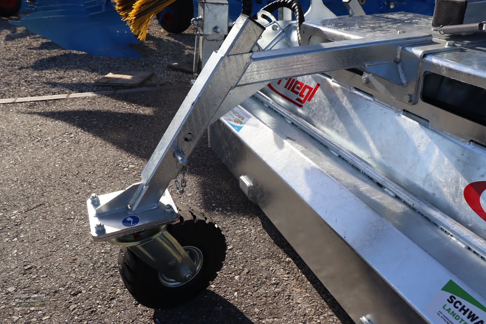 Hochdruckreiniger des Typs Sonstige Fliegl AgroCenter Kehrmaschine 1550, Vorführmaschine in Aurolzmünster (Bild 13)