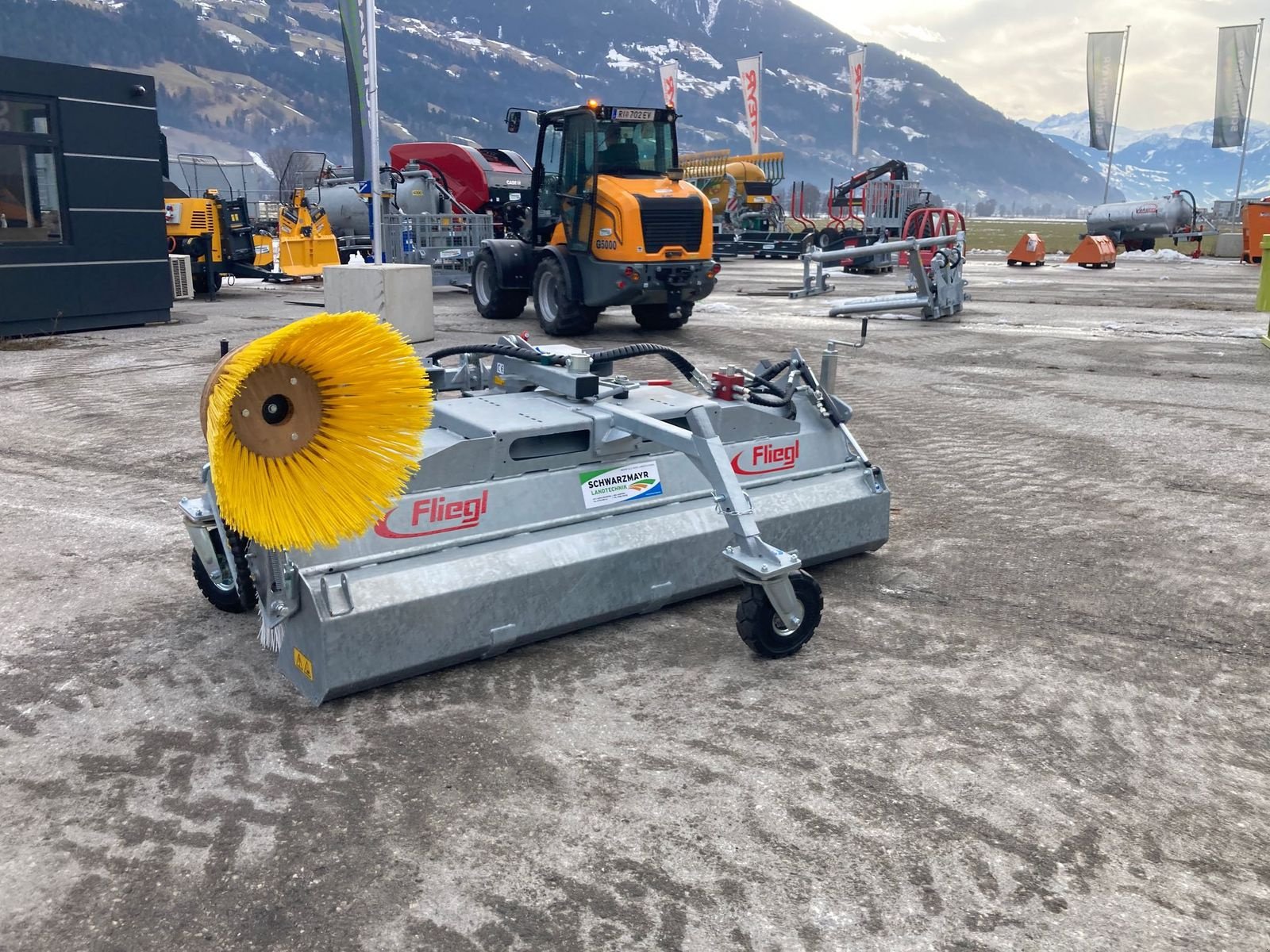 Hochdruckreiniger typu Sonstige Fliegl AgroCenter Kehrmaschine 2300, Neumaschine w Schlitters (Zdjęcie 3)