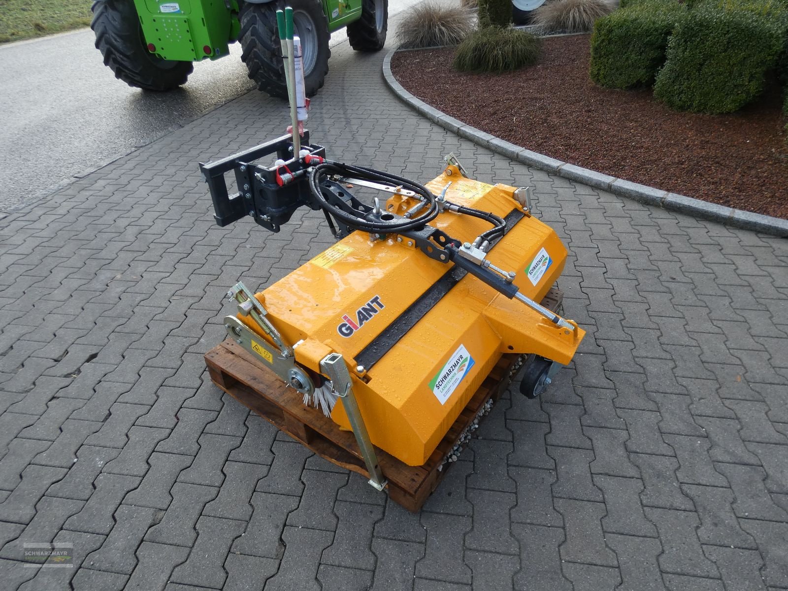 Hochdruckreiniger des Typs Sonstige Giant Kehrmaschine 1200, Neumaschine in Aurolzmünster (Bild 8)