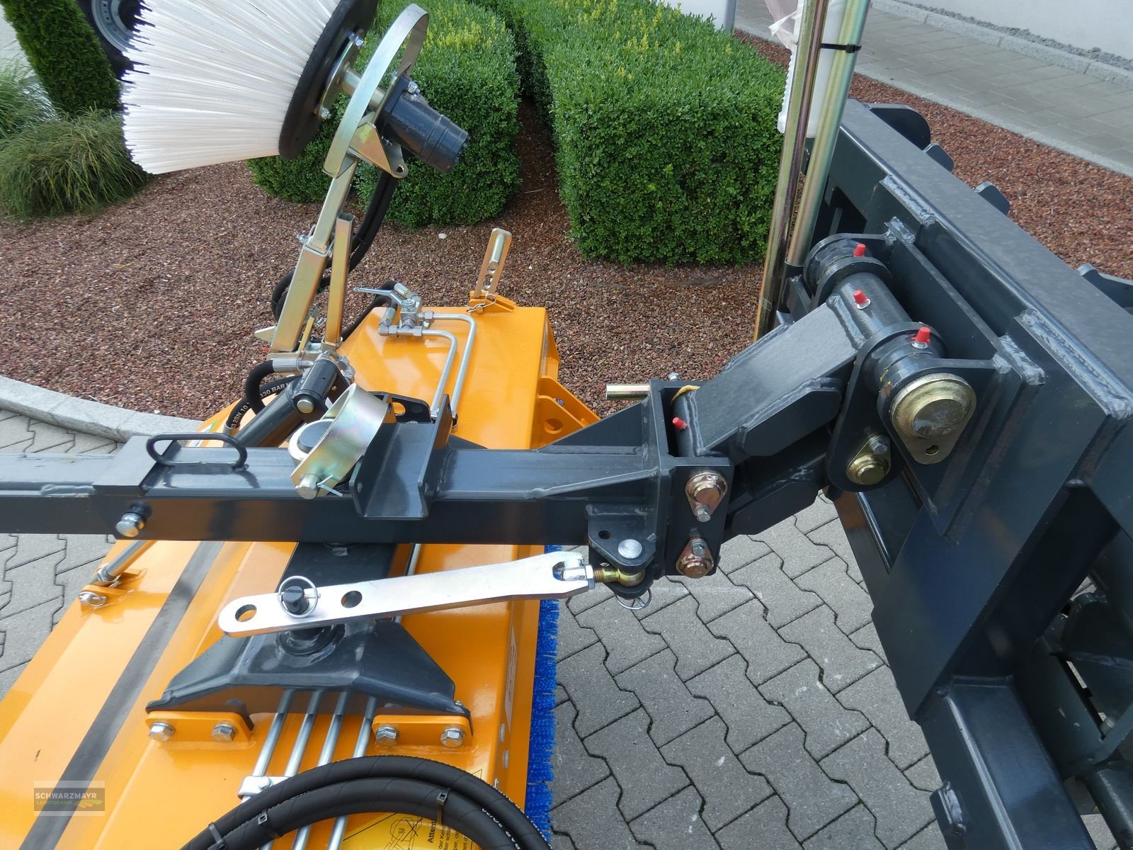 Hochdruckreiniger des Typs Sonstige Giant Kehrmaschine 1350, Neumaschine in Aurolzmünster (Bild 13)