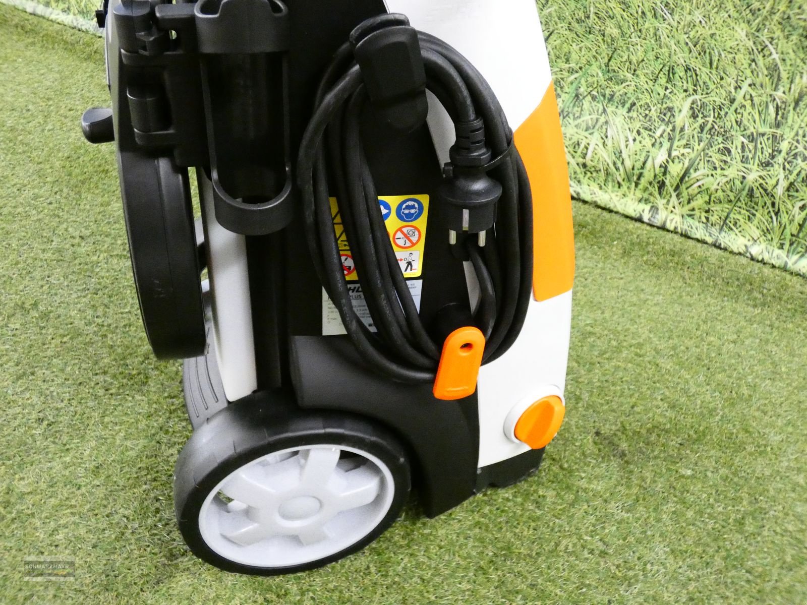 Hochdruckreiniger des Typs Stihl RE 150 Plus HD-Reiniger, Neumaschine in Aurolzmünster (Bild 9)