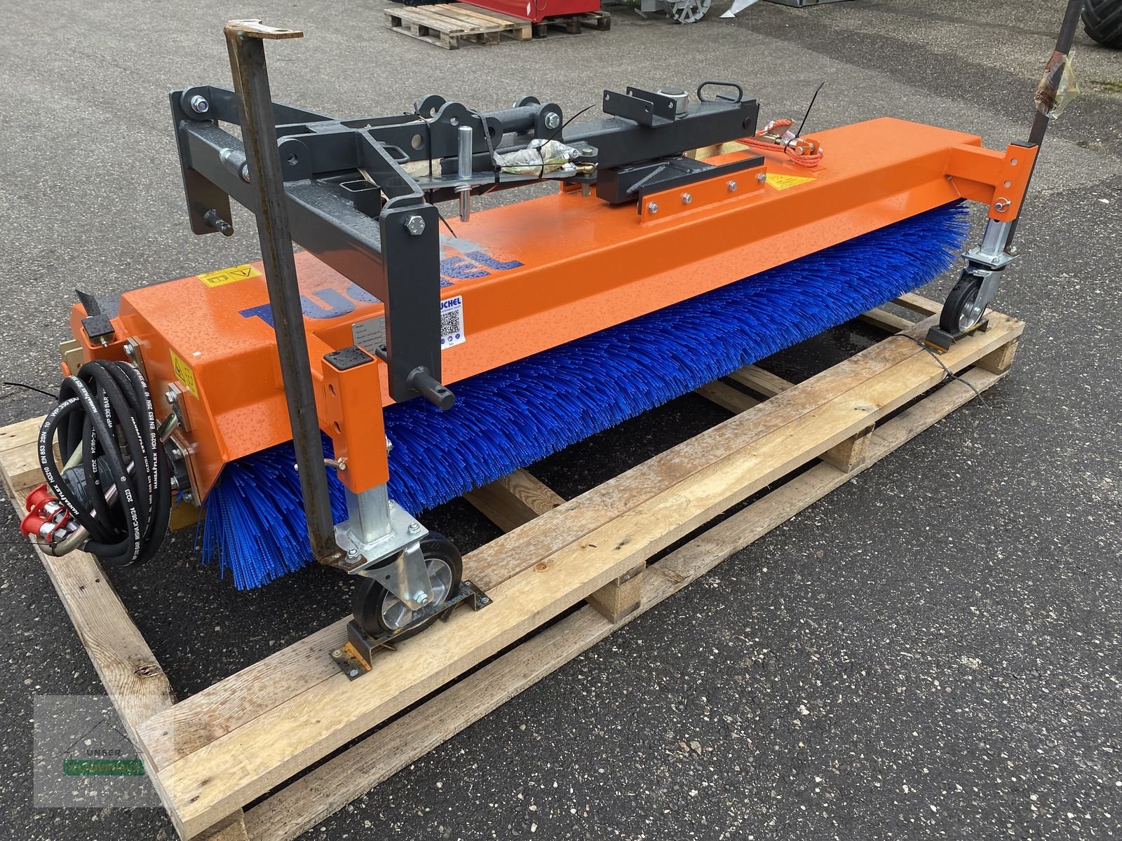 Hochdruckreiniger of the type Tuchel Kehrmaschine Eco 520 AB 230, Neumaschine in Wartberg (Picture 1)