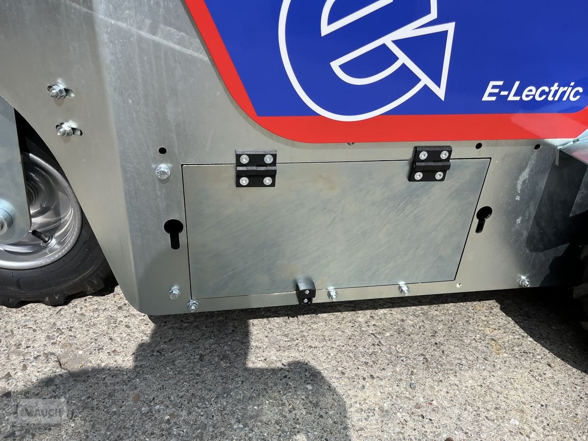 Hochdruckreiniger of the type Westermann CM2 Pro Electro Plus mit Elektroanlage, Neumaschine in Burgkirchen (Picture 16)