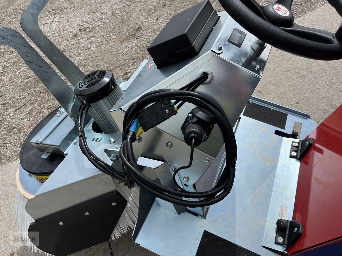 Hochdruckreiniger of the type Westermann CM2 Pro Electro Plus mit Elektroanlage, Neumaschine in Burgkirchen (Picture 5)