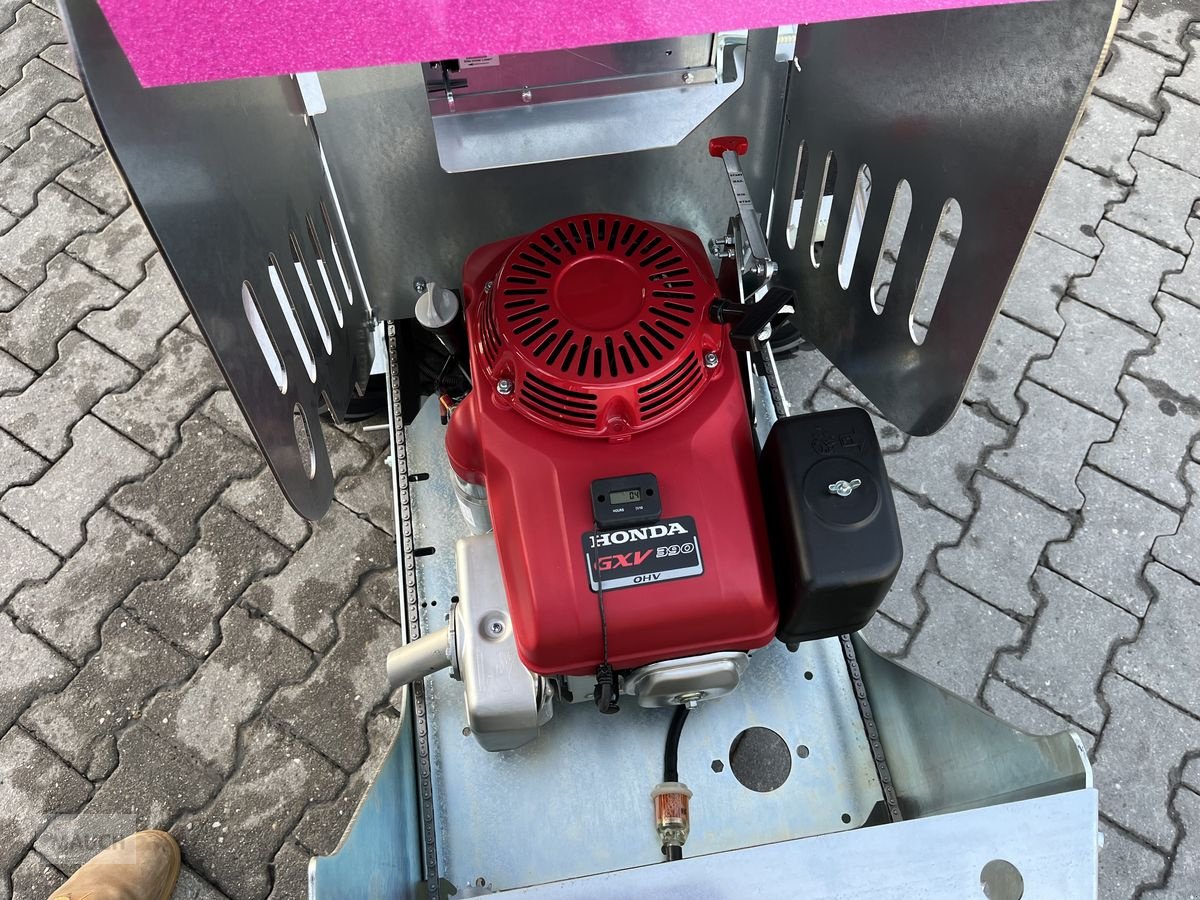 Hochdruckreiniger typu Westermann CM2 Pro GXV 390 Laufstallschieber, Neumaschine v Burgkirchen (Obrázek 2)