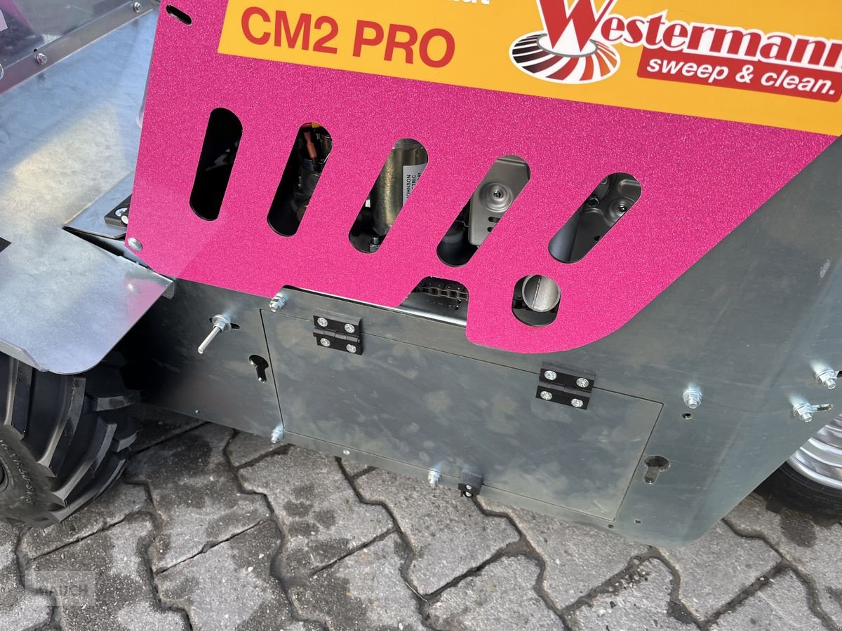 Hochdruckreiniger des Typs Westermann CM2 Pro GXV 390 Laufstallschieber, Neumaschine in Burgkirchen (Bild 3)