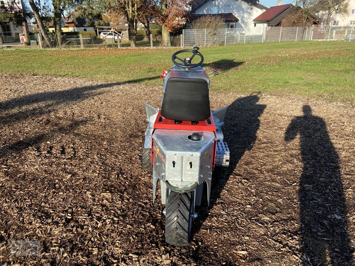 Hochdruckreiniger of the type Westermann CM2 Pro Honda GXV390 Hydraulik, Neumaschine in Burgkirchen (Picture 12)
