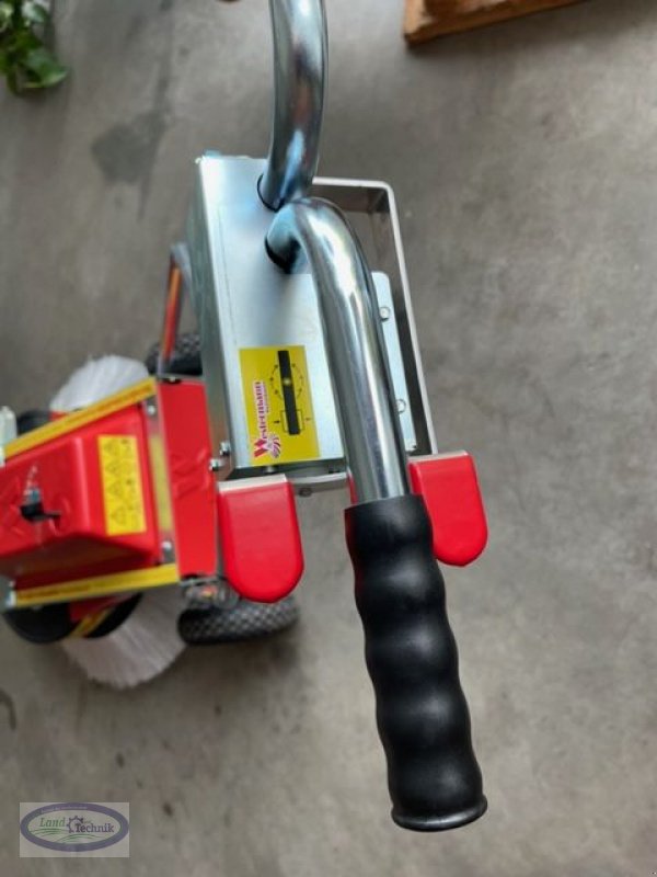 Hochdruckreiniger of the type Westermann Radialbesen 870 Akku Pro, Neumaschine in Münzkirchen (Picture 11)