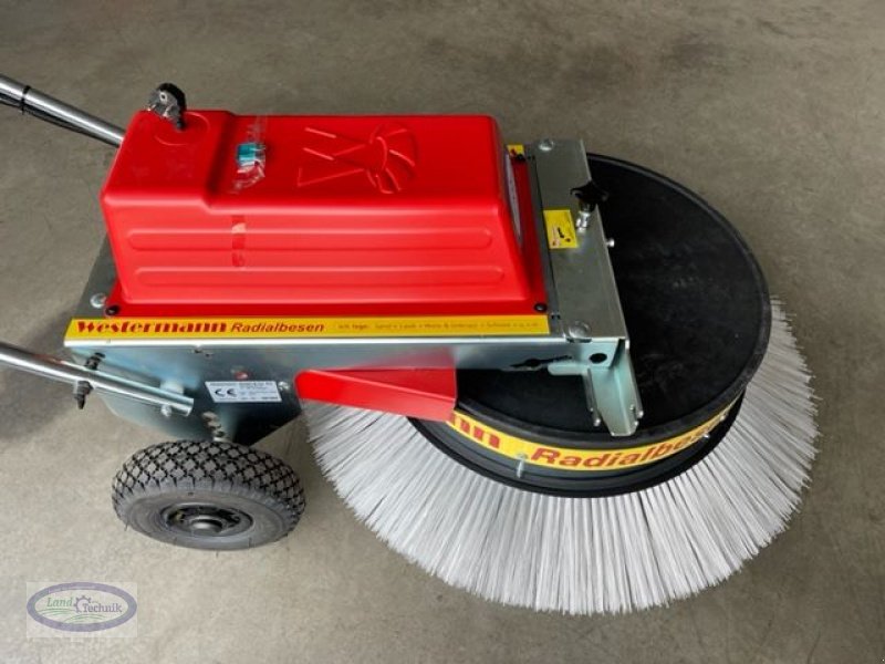 Hochdruckreiniger of the type Westermann Radialbesen 870 Akku Pro, Neumaschine in Münzkirchen (Picture 10)