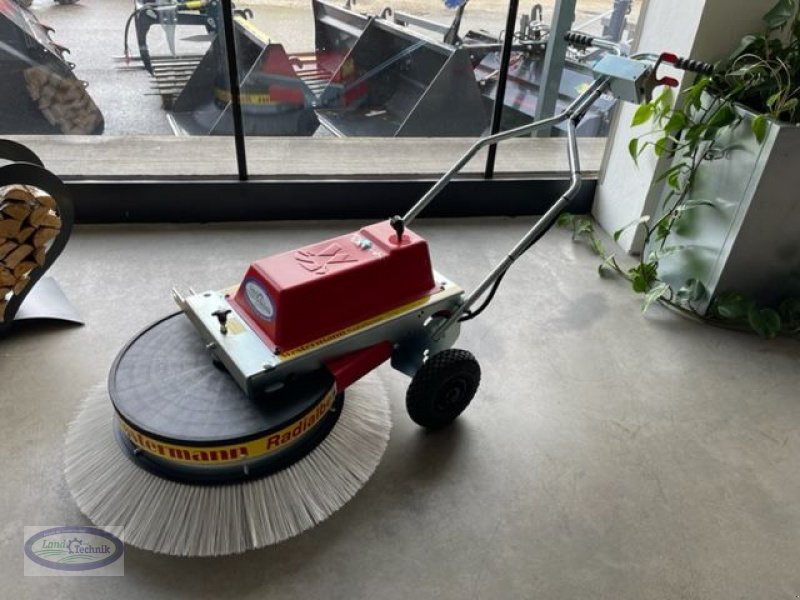 Hochdruckreiniger of the type Westermann Radialbesen 870 Akku Pro, Neumaschine in Münzkirchen (Picture 1)