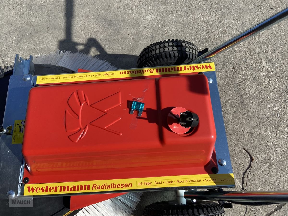 Hochdruckreiniger of the type Westermann Radialbesen WR 870 Akku NEU, Neumaschine in Burgkirchen (Picture 3)
