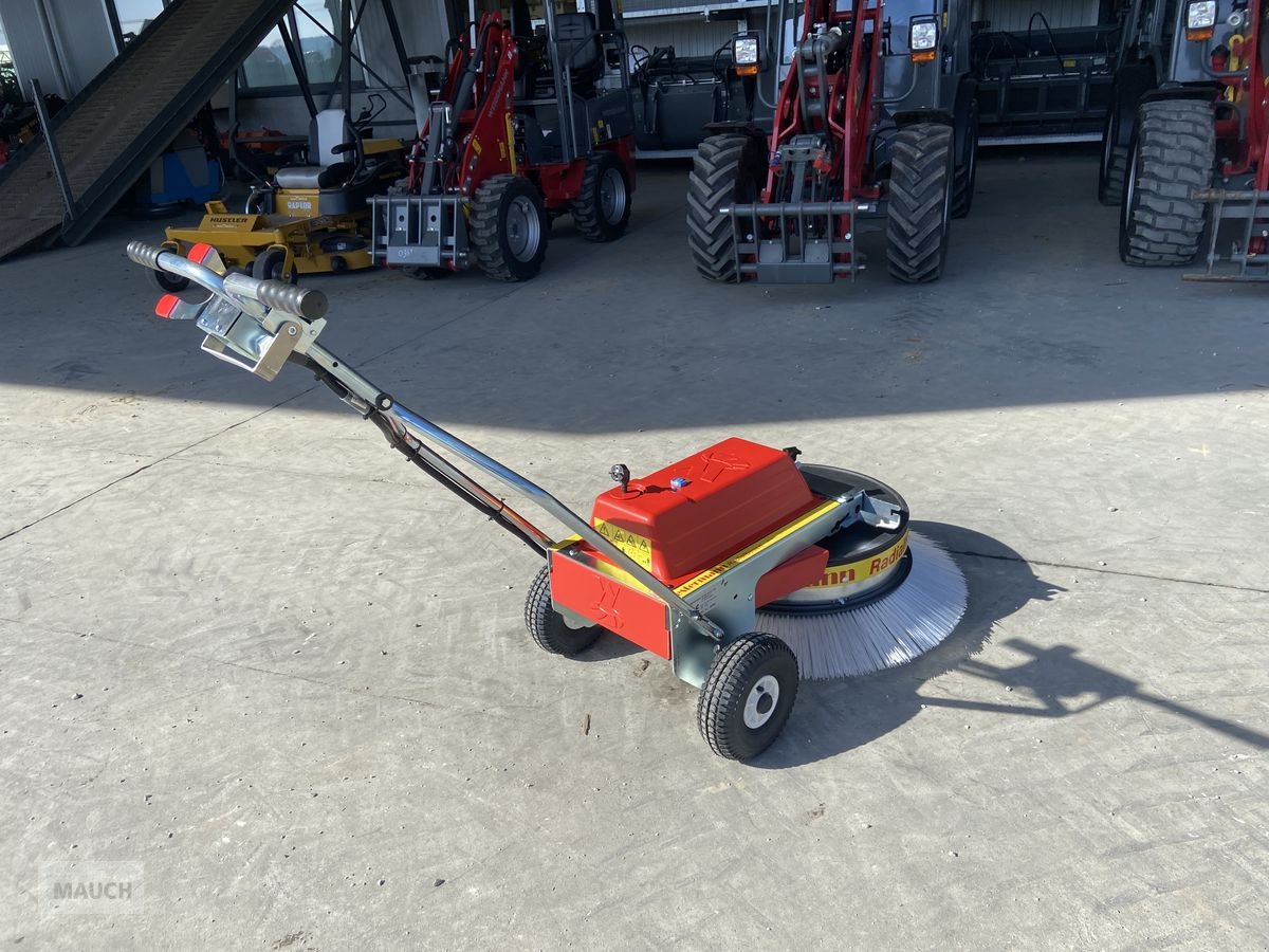 Hochdruckreiniger of the type Westermann Radialbesen WR 870 Akku NEU, Neumaschine in Burgkirchen (Picture 19)