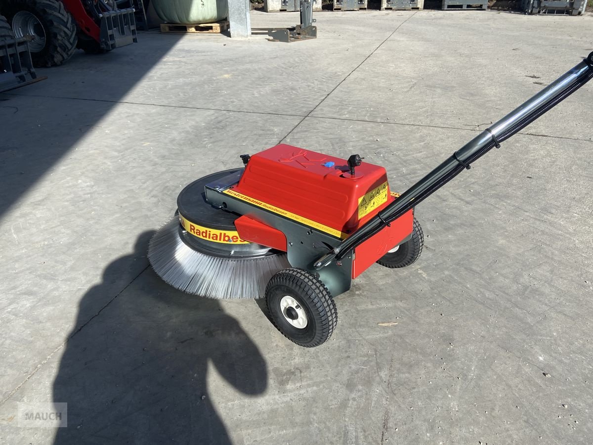 Hochdruckreiniger of the type Westermann Radialbesen WR 870 Akku NEU, Neumaschine in Burgkirchen (Picture 16)