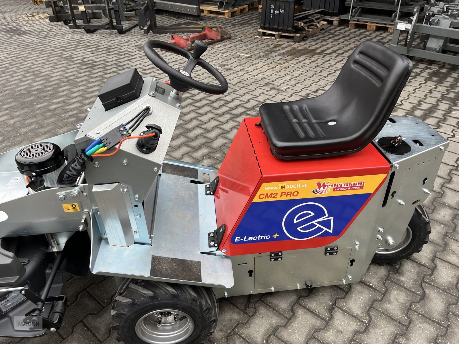 Hochdruckreiniger tip Westermann Westermann CM2 Pro Electric + mit Sichelmähwerk, Neumaschine in Burgkirchen (Poză 7)