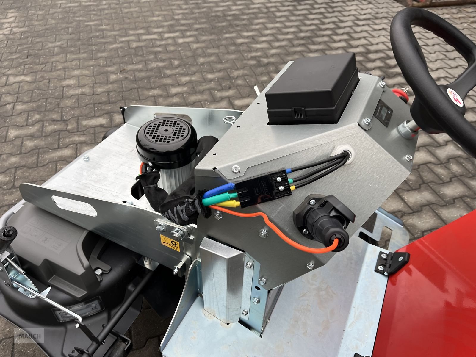 Hochdruckreiniger tip Westermann Westermann CM2 Pro Electric + mit Sichelmähwerk, Neumaschine in Burgkirchen (Poză 5)