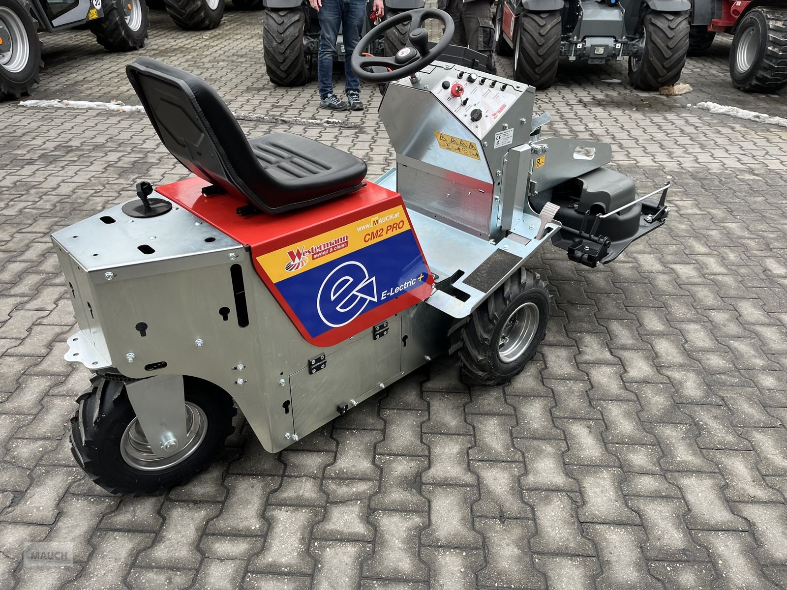 Hochdruckreiniger tip Westermann Westermann CM2 Pro Electric + mit Sichelmähwerk, Neumaschine in Burgkirchen (Poză 9)