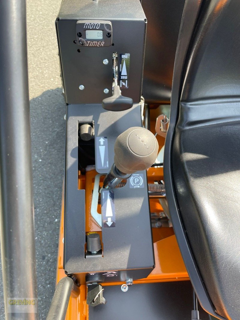 Hochgras/Wiesenmäher des Typs AS-Motor Sherpa 940 4WD, Neumaschine in Werne (Bild 9)