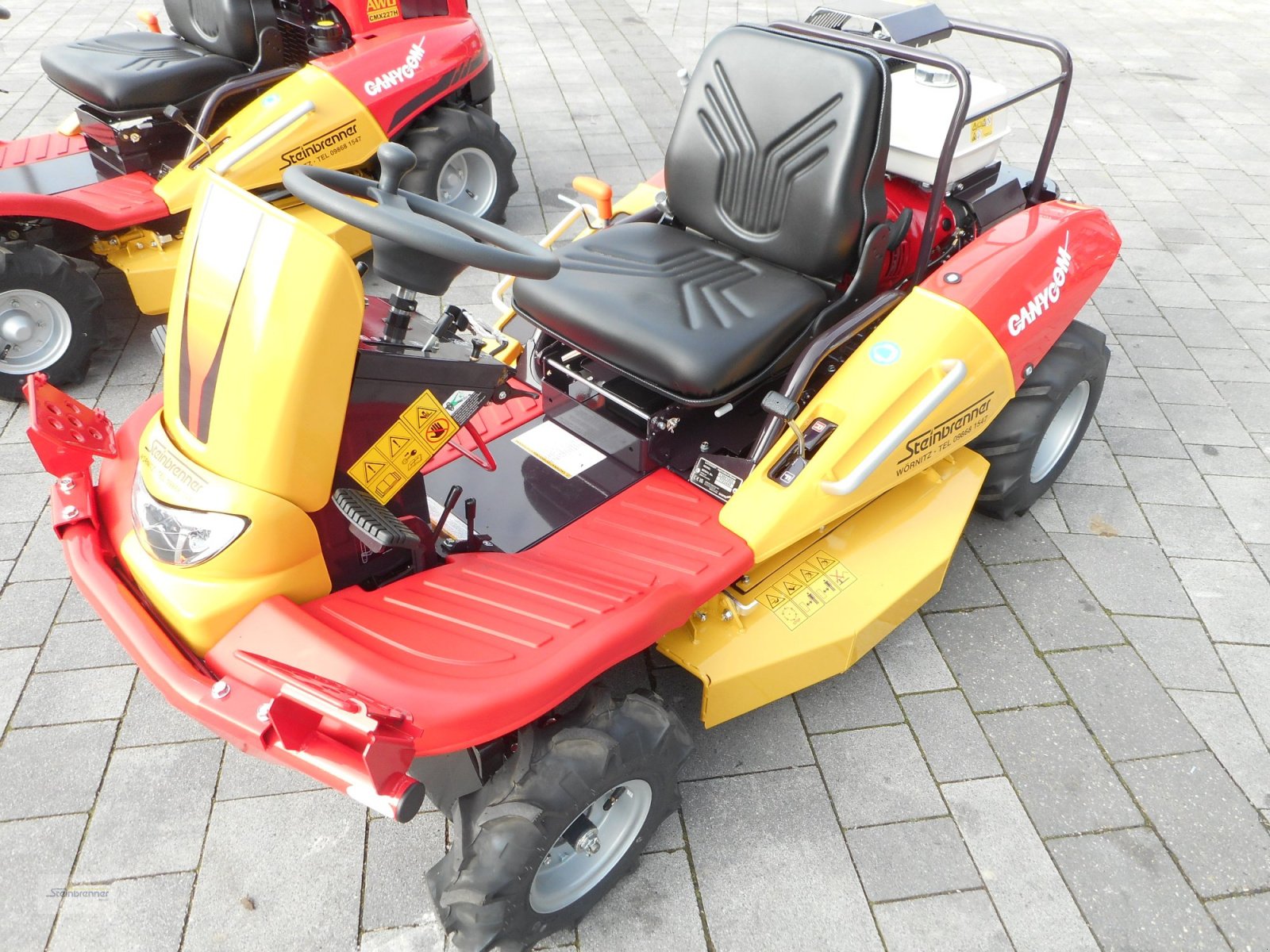 Hochgras/Wiesenmäher des Typs Canycom CMX 1402, Neumaschine in Wörnitz (Bild 3)