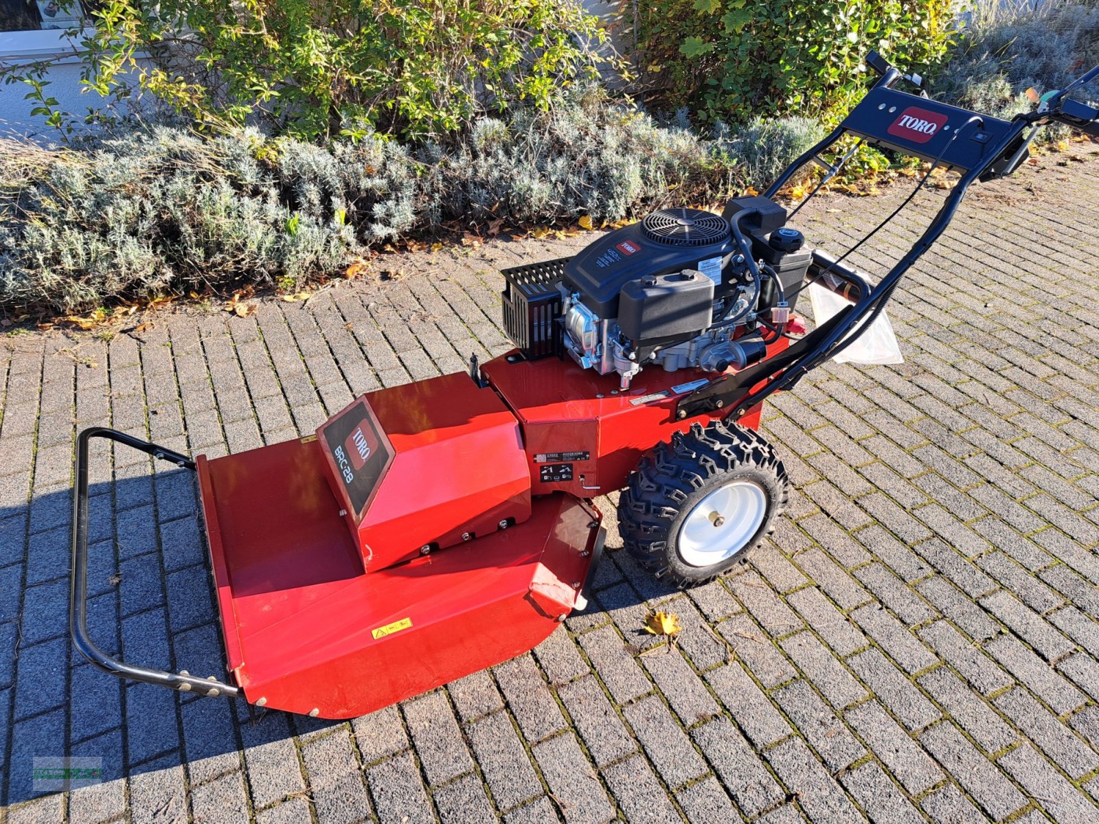 Hochgras/Wiesenmäher des Typs Toro BRC-28, Neumaschine in Oberkrämer (Bild 1)