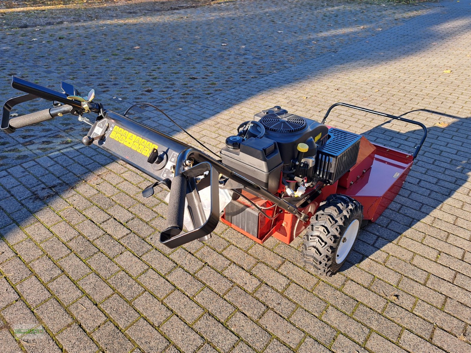 Hochgras/Wiesenmäher des Typs Toro BRC-28, Neumaschine in Oberkrämer (Bild 2)