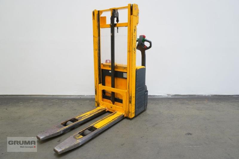 Hochhubwagen of the type Jungheinrich EJC112, Gebrauchtmaschine in Friedberg-Derching (Picture 2)