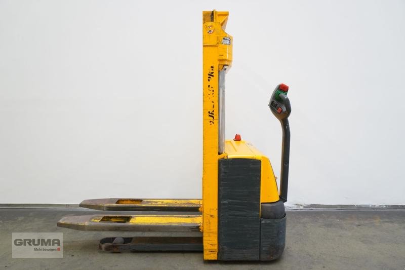 Hochhubwagen of the type Jungheinrich EJC112, Gebrauchtmaschine in Friedberg-Derching (Picture 3)