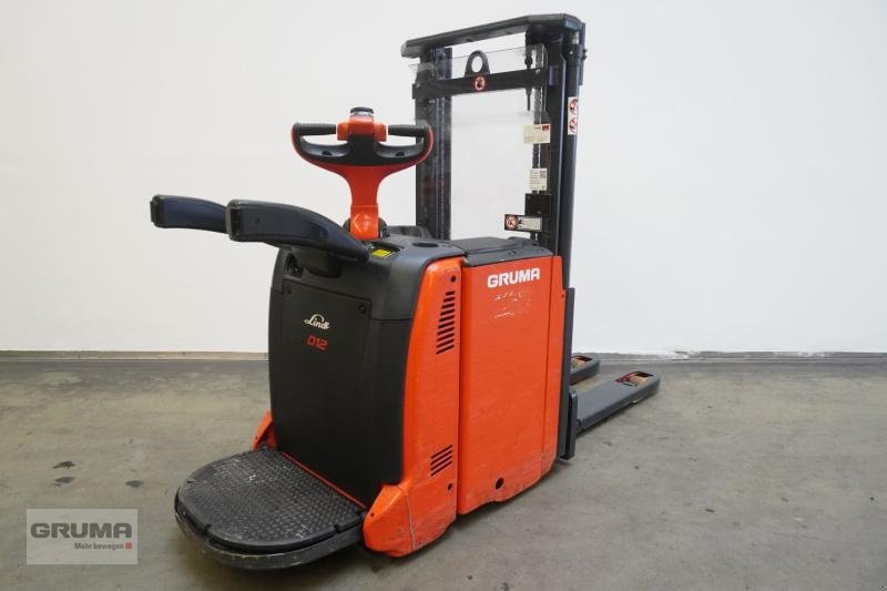 Hochhubwagen of the type Linde D 12 AP 133, Gebrauchtmaschine in Friedberg-Derching (Picture 1)