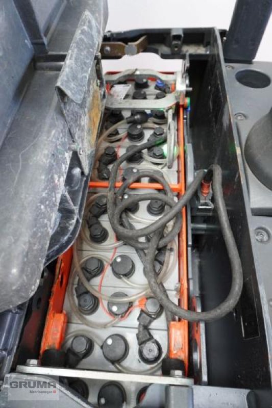 Hochhubwagen des Typs Linde D 12 SP 133, Gebrauchtmaschine in Friedberg-Derching (Bild 4)