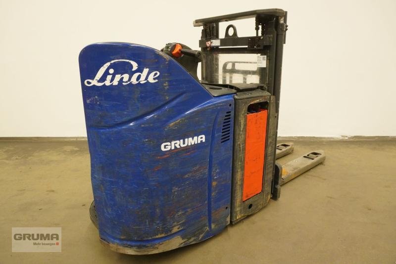 Hochhubwagen des Typs Linde D 12 SP 133, Gebrauchtmaschine in Friedberg-Derching (Bild 1)