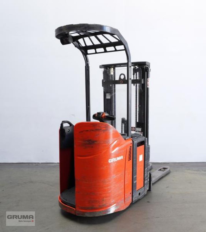 Hochhubwagen of the type Linde D 12 SP 133, Gebrauchtmaschine in Friedberg-Derching (Picture 1)