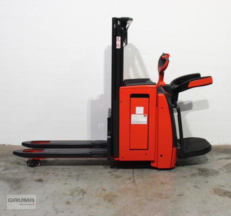 Hochhubwagen des Typs Linde D 14 AP 1173-01, Gebrauchtmaschine in Friedberg-Derching (Bild 6)