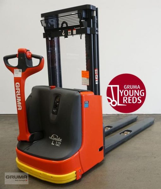Hochhubwagen of the type Linde L 12 1172-01, Gebrauchtmaschine in Friedberg-Derching (Picture 1)