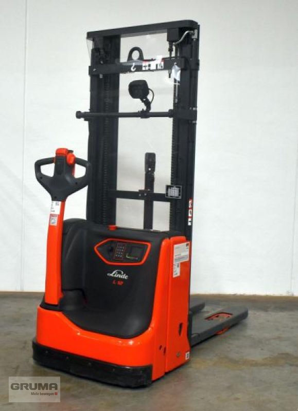 Hochhubwagen del tipo Linde L 12 B ION 4596-00, Gebrauchtmaschine en Friedberg-Derching (Imagen 2)