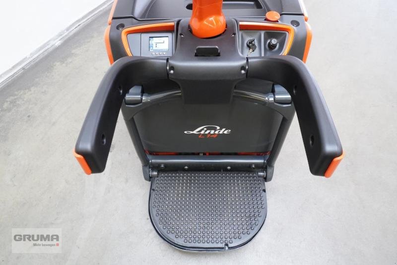 Hochhubwagen des Typs Linde L 14 AP i 1173, Gebrauchtmaschine in Friedberg-Derching (Bild 3)