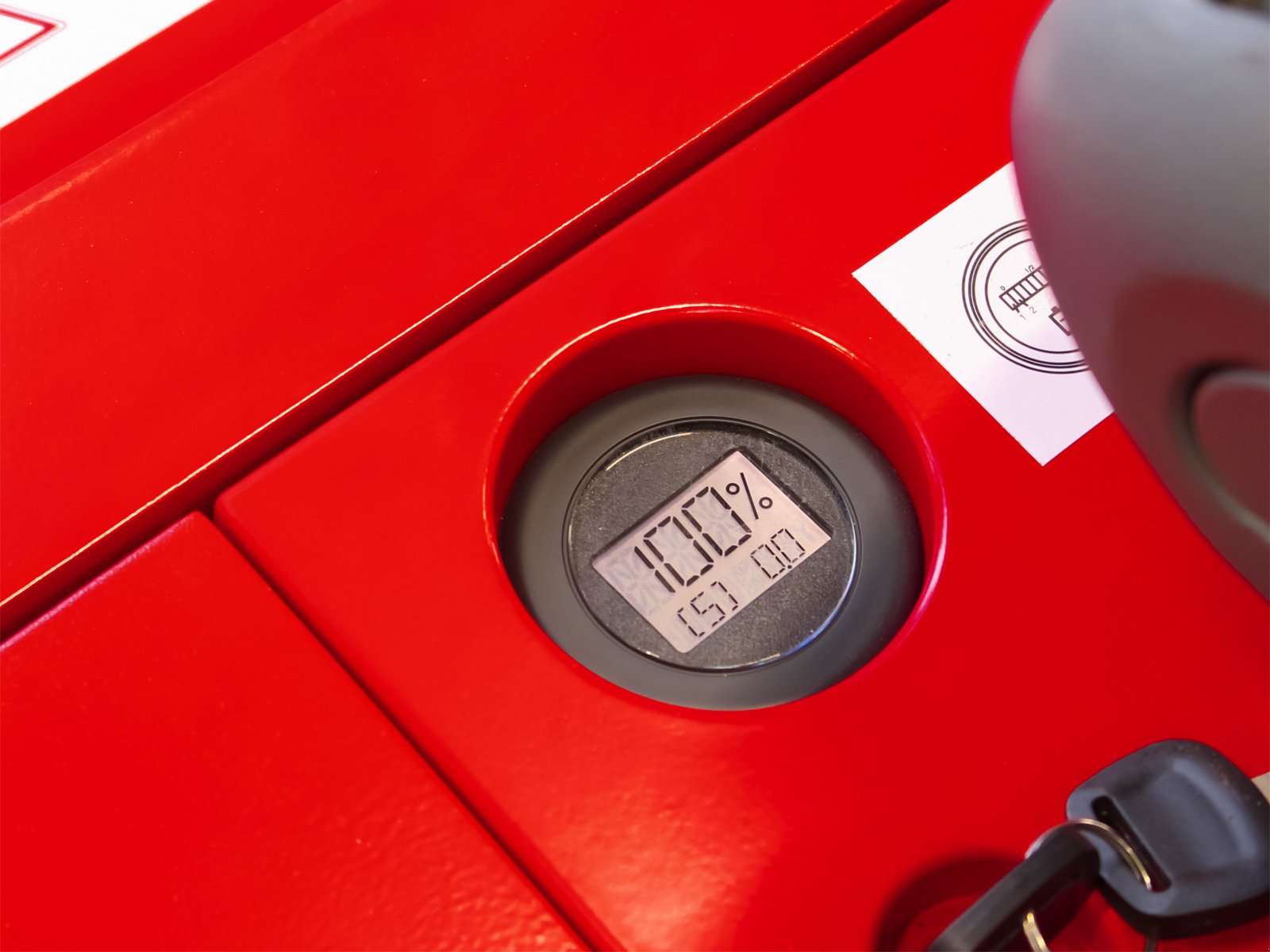 Hochhubwagen des Typs Schorr Elektro Hochhubwagen Ultra 1500KG Freihub Hubhöhe: 5,0m / 5,6m, Neumaschine in Schüttorf (Bild 19)