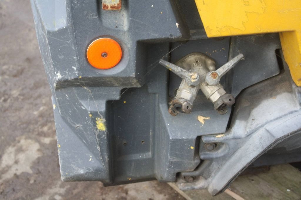 Hof-Kompressor del tipo Atlas Copco AS37KD, Gebrauchtmaschine en Antwerpen (Imagen 4)