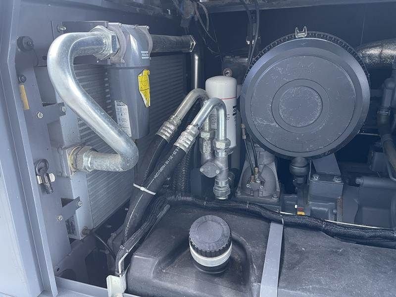 Hof-Kompressor of the type Atlas Copco XAHS 186 DD - N, Gebrauchtmaschine in Waregem (Picture 9)