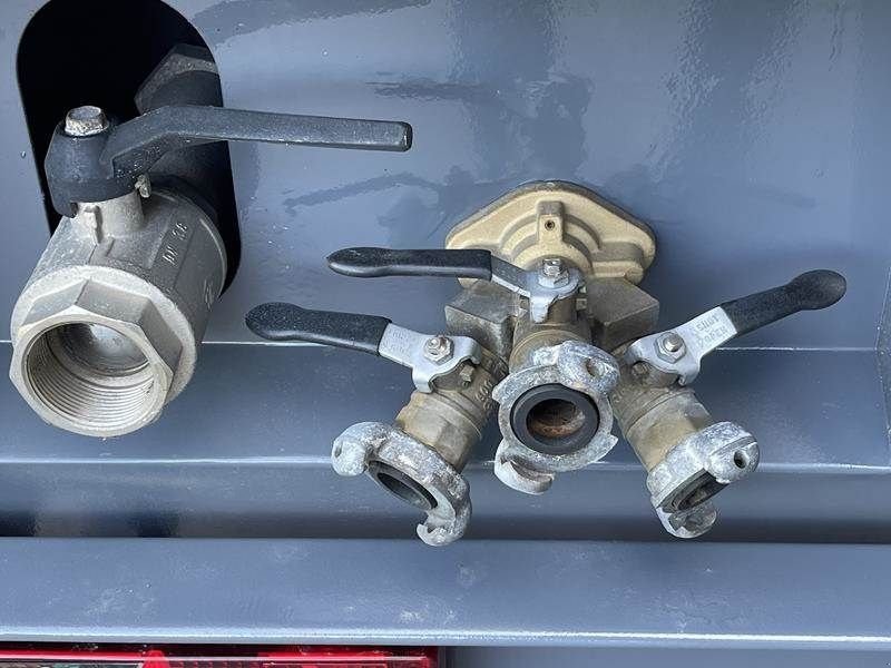 Hof-Kompressor of the type Atlas Copco XAHS 186 DD - N, Gebrauchtmaschine in Waregem (Picture 7)