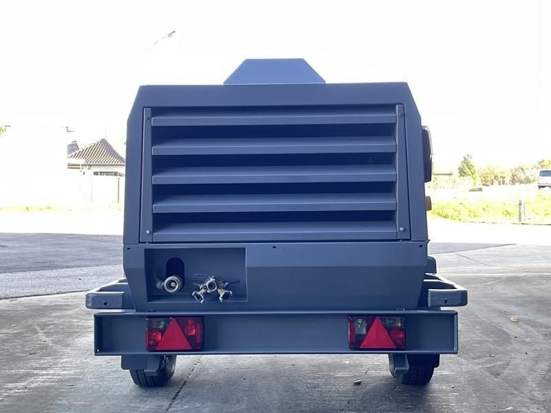 Hof-Kompressor of the type Atlas Copco XAHS 186 DD - N, Gebrauchtmaschine in Waregem (Picture 8)