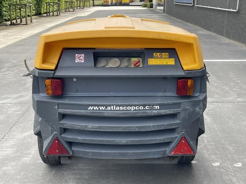 Hof-Kompressor of the type Atlas Copco XAS 37 KD, Gebrauchtmaschine in Waregem (Picture 10)