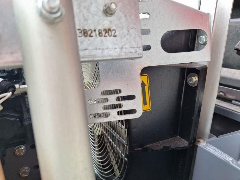 Hof-Kompressor typu Atlas Copco XAS 38 KD, Gebrauchtmaschine v Waregem (Obrázek 8)