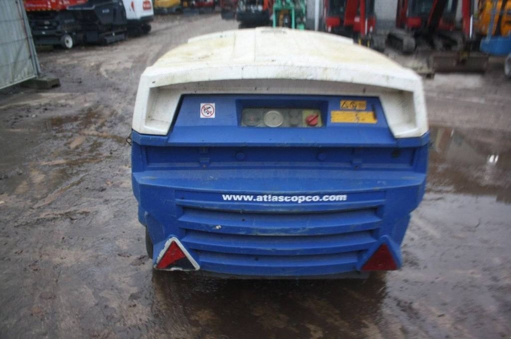 Hof-Kompressor типа Atlas Copco XAS 47, Gebrauchtmaschine в Antwerpen (Фотография 8)