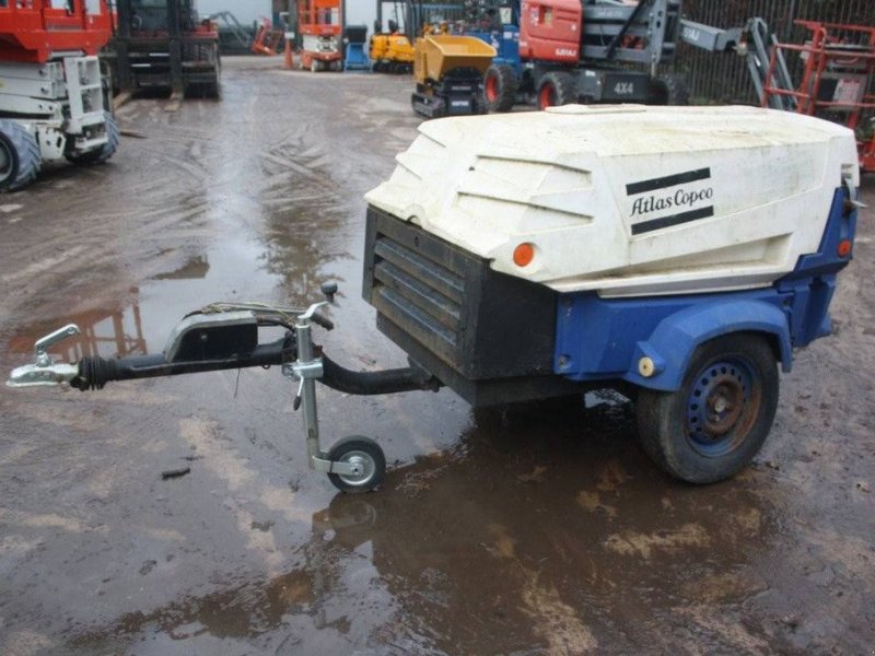 Hof-Kompressor tip Atlas Copco XAS 47, Gebrauchtmaschine in Antwerpen (Poză 1)