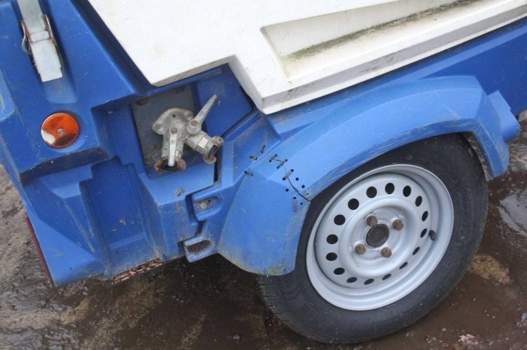 Hof-Kompressor del tipo Atlas Copco XAS 47, Gebrauchtmaschine en Antwerpen (Imagen 5)